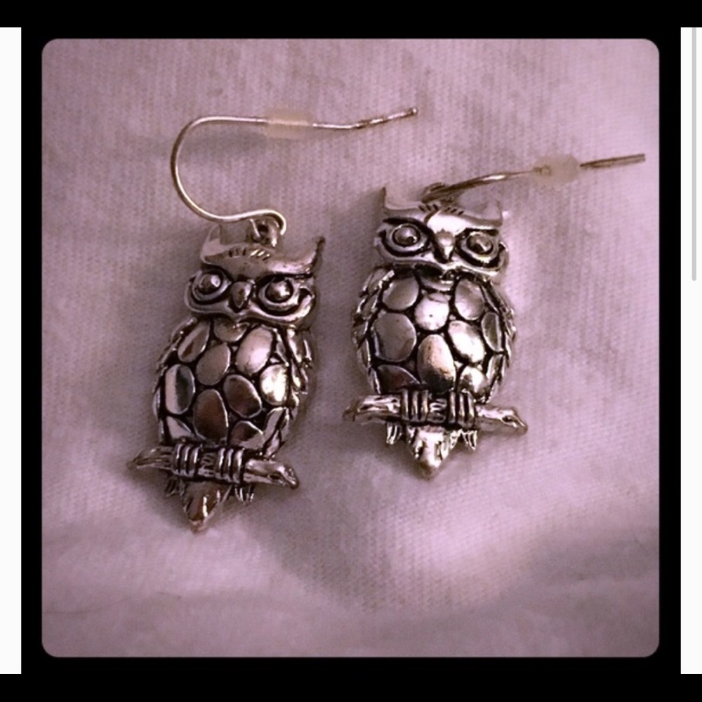 Silver nickel owl animal dangle earrings
